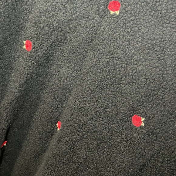 PINK VS Crewneck - Picture 2 of 3